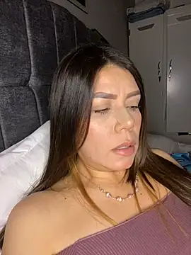 martina contreras online show from April 2026 05:11:02 AM