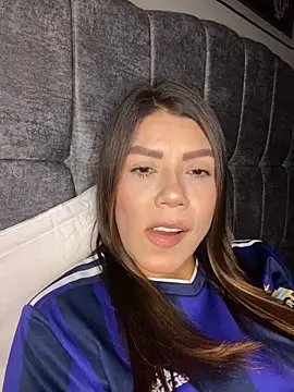 martina contreras online show from November 2025 05:07:01 AM