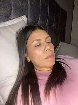 martina contreras online show from February 2026 03:07:01 AM