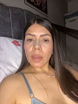 martina contreras online show from April 2026 12:06:02 AM