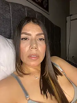 martina contreras online show from April 2026 05:12:01 AM