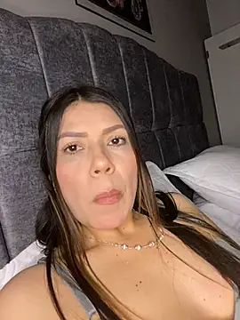 martina contreras online show from March 2026 04:06:01 AM