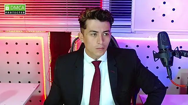 Darko0717 online show from October 2025 11:32:01 AM