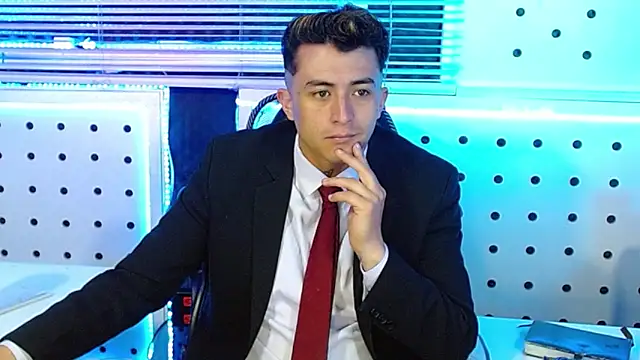 Darko0717 online show from December 2025 01:32:01 PM