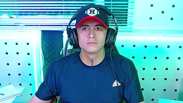 Darko0717 online show from December 2025 01:49:02 AM