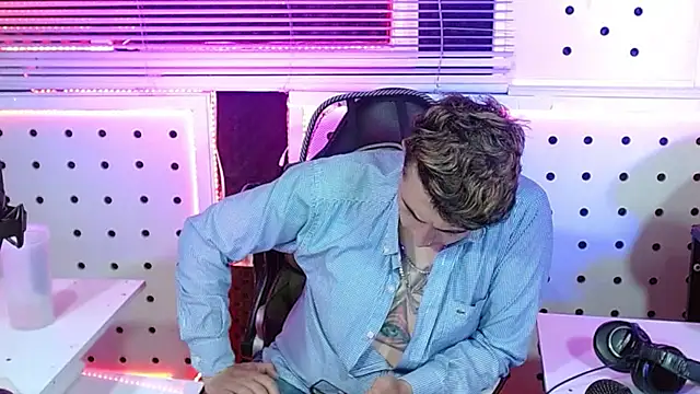 Darko0717 online show from November 2025 11:41:01 PM