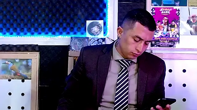 Snapshot of Darko0717 chatting on March 2025 01:23:02 PM Darko0717 online show from March 2025 01:23:02 PM