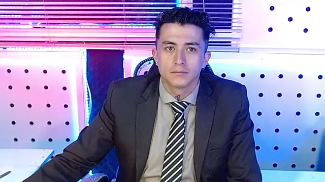 Darko0717 online show from November 2025 12:30:01 PM