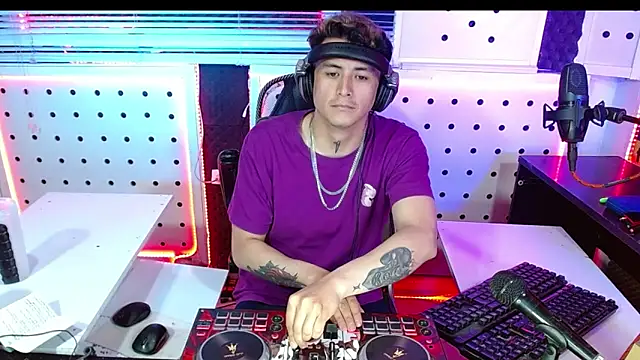 Darko0717 online show from October 2025 02:11:02 AM