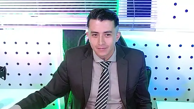 Darko0717 online show from November 2025 12:20:02 PM