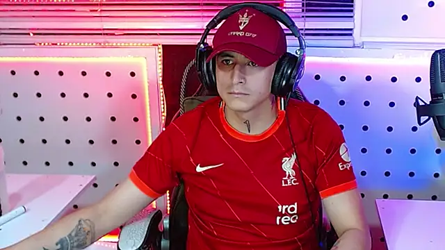 Darko0717 online show from October 2025 11:58:01 PM