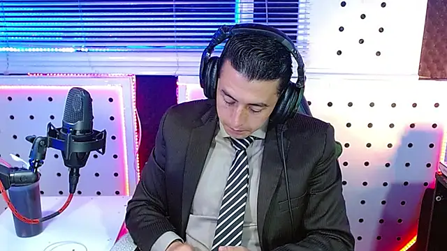 Snapshot of Darko0717 chatting on January 2026 02:09:02 PM Darko0717 online show from January 2026 02:09:02 PM