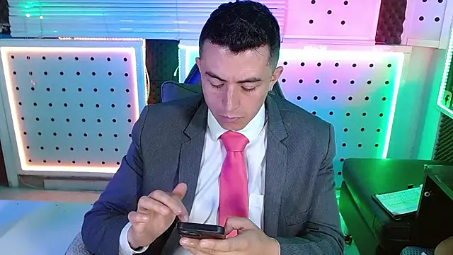 Snapshot of Darko0717 chatting on February 2026 12:59:01 PM Darko0717 online show from February 2026 12:59:01 PM