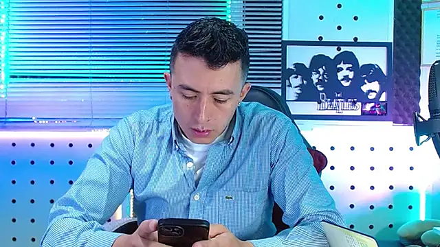 Snapshot of Darko0717 chatting on June 2026 02:01:01 PM Darko0717 online show from June 2026 02:01:01 PM