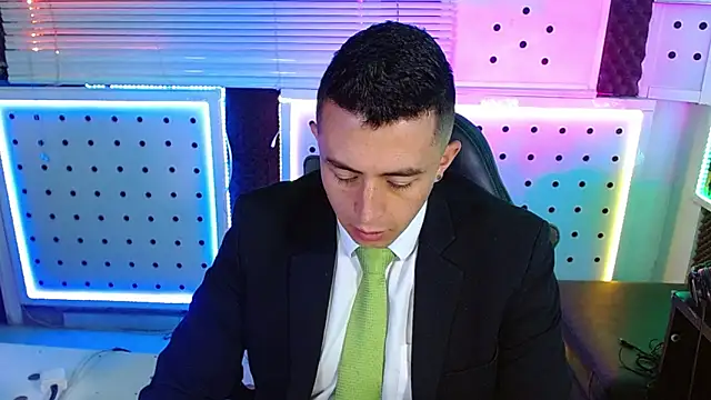 Snapshot of Darko0717 chatting on February 2026 11:51:01 AM Darko0717 online show from February 2026 11:51:01 AM