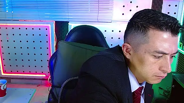 Snapshot of Darko0717 chatting on February 2026 11:41:01 AM Darko0717 online show from February 2026 11:41:01 AM