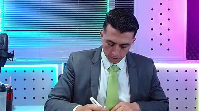 Darko0717 online show from May 2026 12:42:02 PM