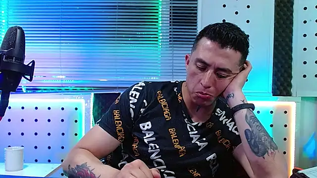 Snapshot of Darko0717 chatting on April 2026 12:58:01 AM Darko0717 online show from April 2026 12:58:01 AM