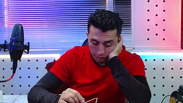 Darko0717 online show from April 2026 11:33:01 PM