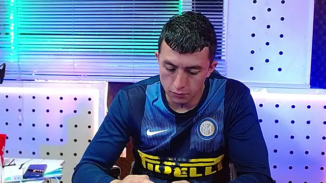 Snapshot of Darko0717 chatting on March 2026 11:52:04 PM Darko0717 online show from March 2026 11:52:04 PM