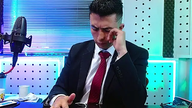 Snapshot of Darko0717 chatting on April 2026 12:52:01 PM Darko0717 online show from April 2026 12:52:01 PM