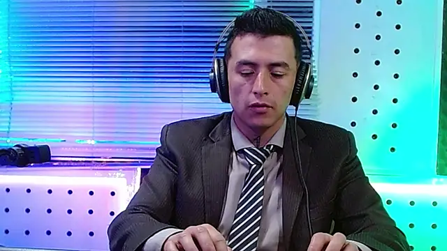 Snapshot of Darko0717 chatting on March 2026 02:51:01 PM Darko0717 online show from March 2026 02:51:01 PM