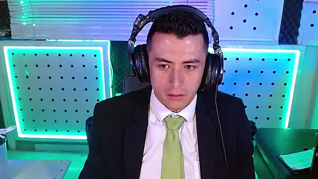 Snapshot of Darko0717 chatting on February 2026 11:43:02 AM Darko0717 online show from February 2026 11:43:02 AM