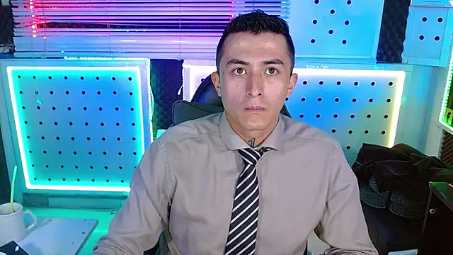 Snapshot of Darko0717 chatting on February 2026 02:05:01 PM Darko0717 online show from February 2026 02:05:01 PM