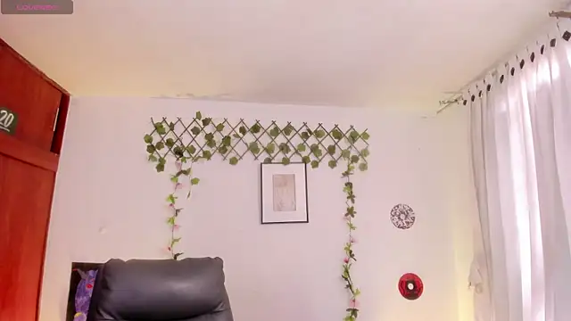 Cata green online show from November 2025 08:12:01 PM