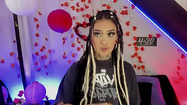 Cata green online show from February 2025 09:00:01 PM
