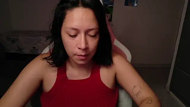 Snapshot of MommyMiaWs chatting on June 2026 03:18:01 PM MommyMiaWs online show from June 2026 03:18:01 PM