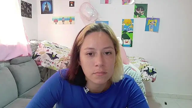 MommyMiaWs online show from April 2026 03:52:01 PM