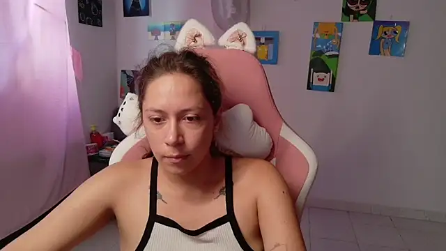 MommyMiaWs online show from February 2026 03:32:01 PM