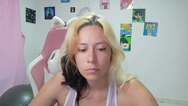 MommyMiaWs online show from March 2026 10:33:02 PM