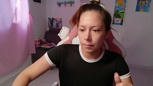 MommyMiaWs online show from February 2026 04:37:01 PM