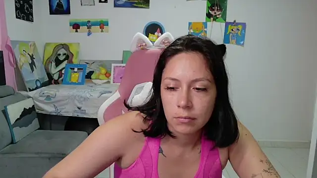 Snapshot of MommyMiaWs chatting on July 2026 06:12:01 PM MommyMiaWs online show from July 2026 06:12:01 PM