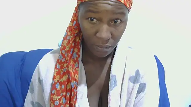 sluttylaura21 online show from October 2025 04:44:02 AM