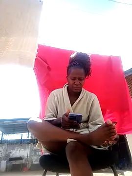 Snapshot of sluttylaura21 chatting on April 2026 10:55:02 AM sluttylaura21 online show from April 2026 10:55:02 AM