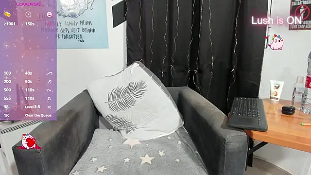 alexysgray online show from November 2025 04:29:01 PM