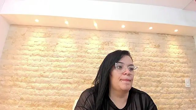 Snapshot of anette_cooper chatting on December 2025 03:49:02 AM anette cooper online show from December 2025 03:49:02 AM