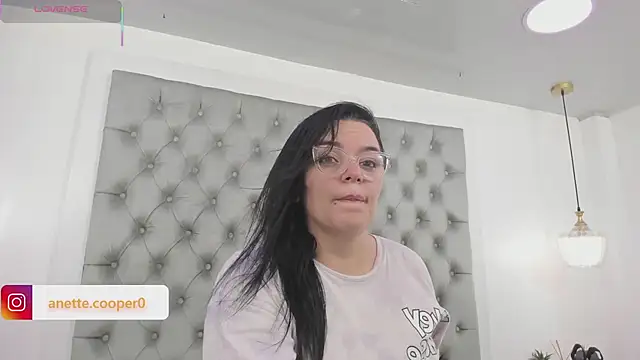 anette cooper online show from January 2026 01:42:01 AM