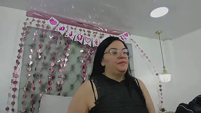 anette cooper online show from February 2026 03:29:01 AM