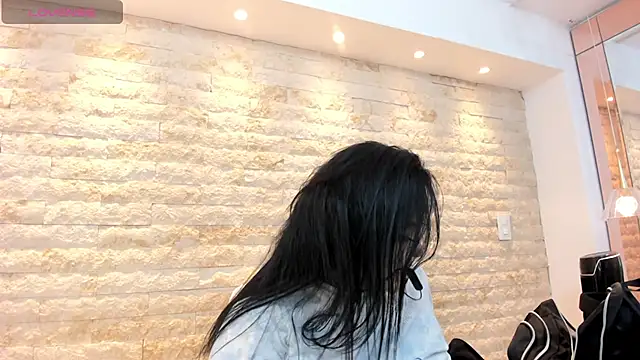 Snapshot of anette_cooper chatting on December 2025 03:38:02 AM anette cooper online show from December 2025 03:38:02 AM