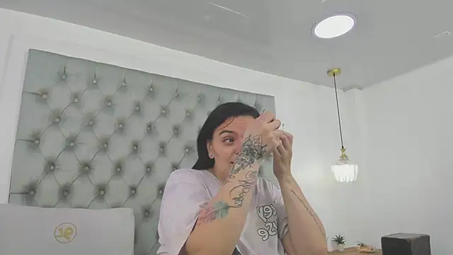 anette cooper online show from April 2026 03:08:01 AM