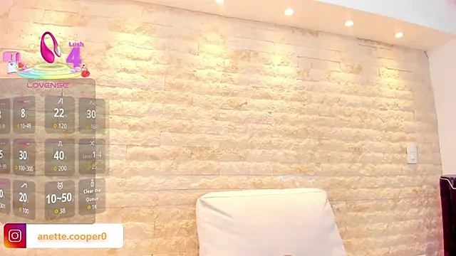 Snapshot of anette_cooper chatting on December 2025 03:41:01 AM anette cooper online show from December 2025 03:41:01 AM