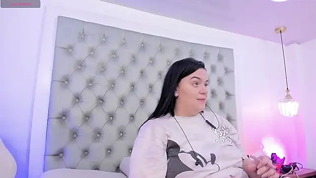anette cooper online show from May 2026 03:34:01 AM