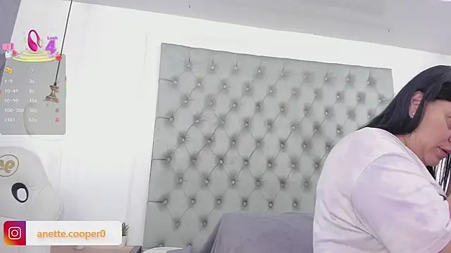 anette cooper online show from September 2025 03:56:01 AM