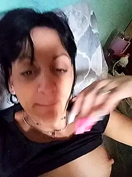 estefyzapata online show from January 2026 06:14:02 PM