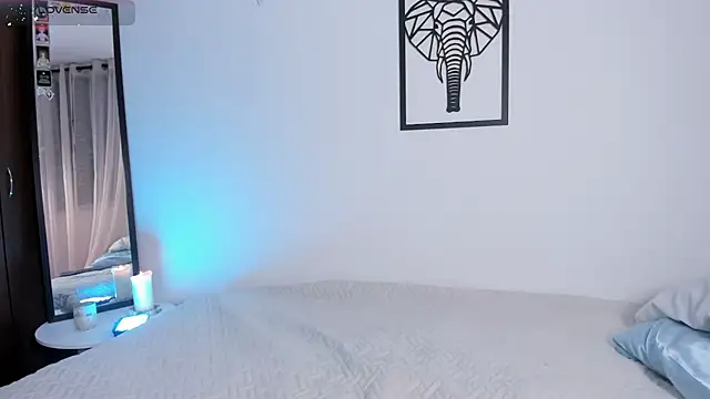 emilybae  online show from November 2025 01:22:02 AM