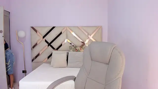kylie reyes online show from June 2026 07:23:01 PM